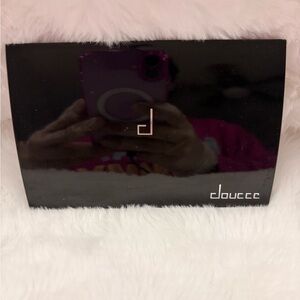 Doucce Freematic Makeup Palette